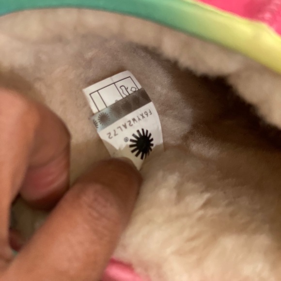 🌸sale Tie-dye pink UGG boots - Picture 6 of 8